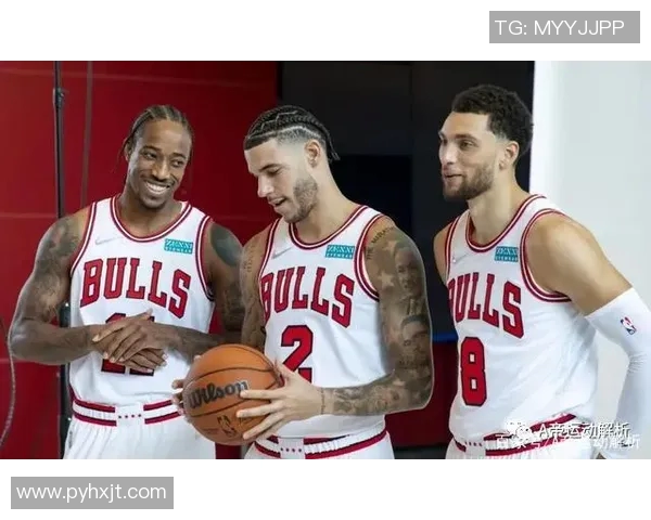 夏季联赛精彩对决小牛队与活塞队7月7日激烈碰撞 夏季联赛精彩对决小牛队与活塞队7月7日激烈碰撞